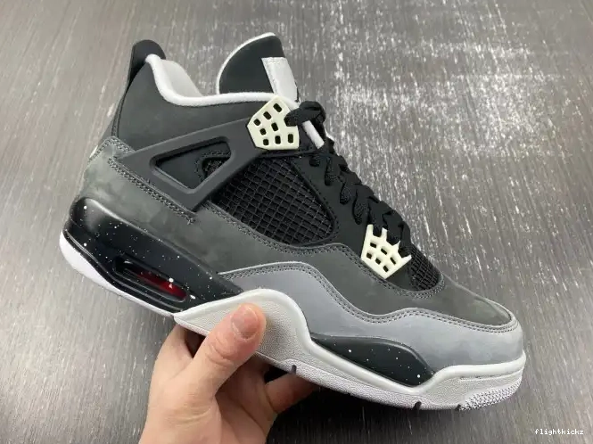 Fear Retro (2013) 626969-030 Pack Jordan 4 0505